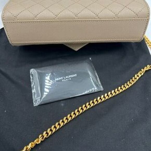 Women's SaintLaurent YSL envelope quilted grain , embossed leather made in Italy - Picture 10 of 13